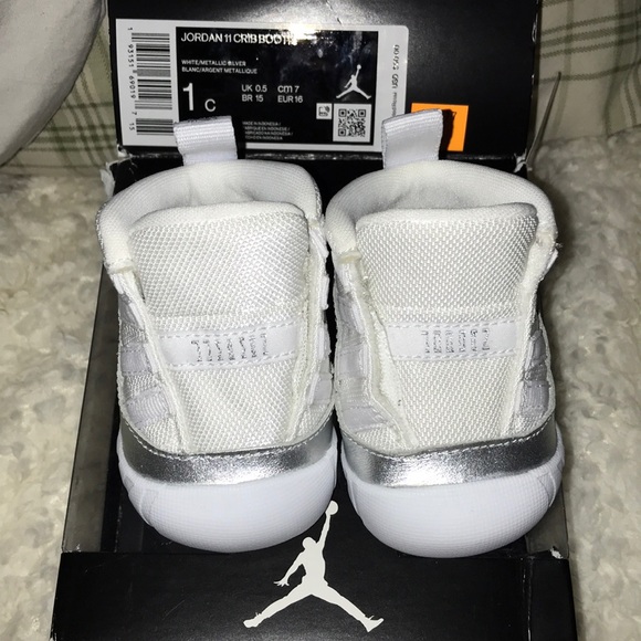 JORDAN 11 CRIB BOOTIE - Picture 4 of 4